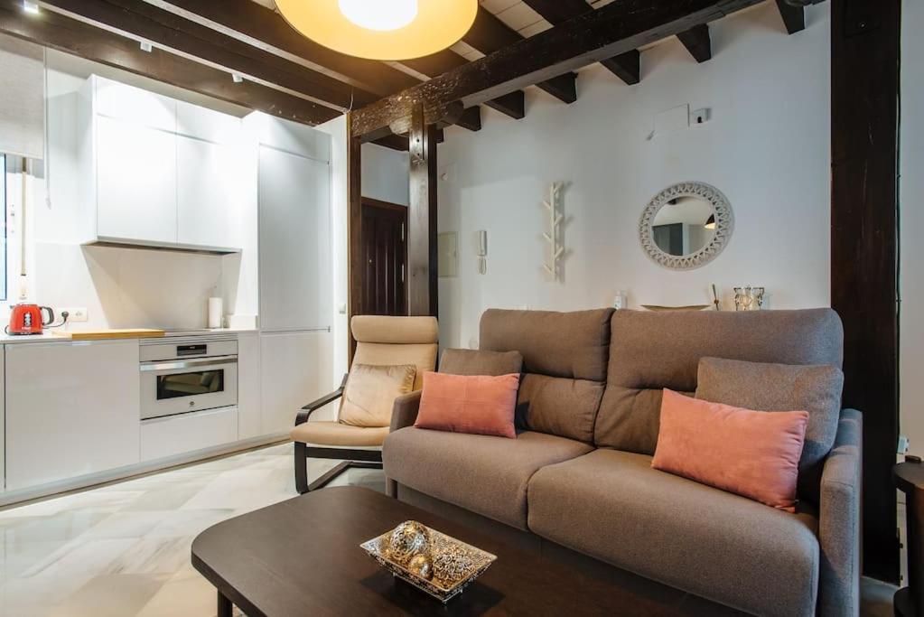 Apartment Ad2b Apartment, 300m From Cathedral With 2br *
